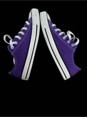 Converse All Star Purple Low-Top Canvas Sneakers - Women's Size 9.5 Lace-Up
